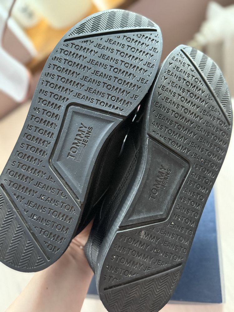 Buty męskie Tommy Hilfiger Flexi Leather TJM Runner 44