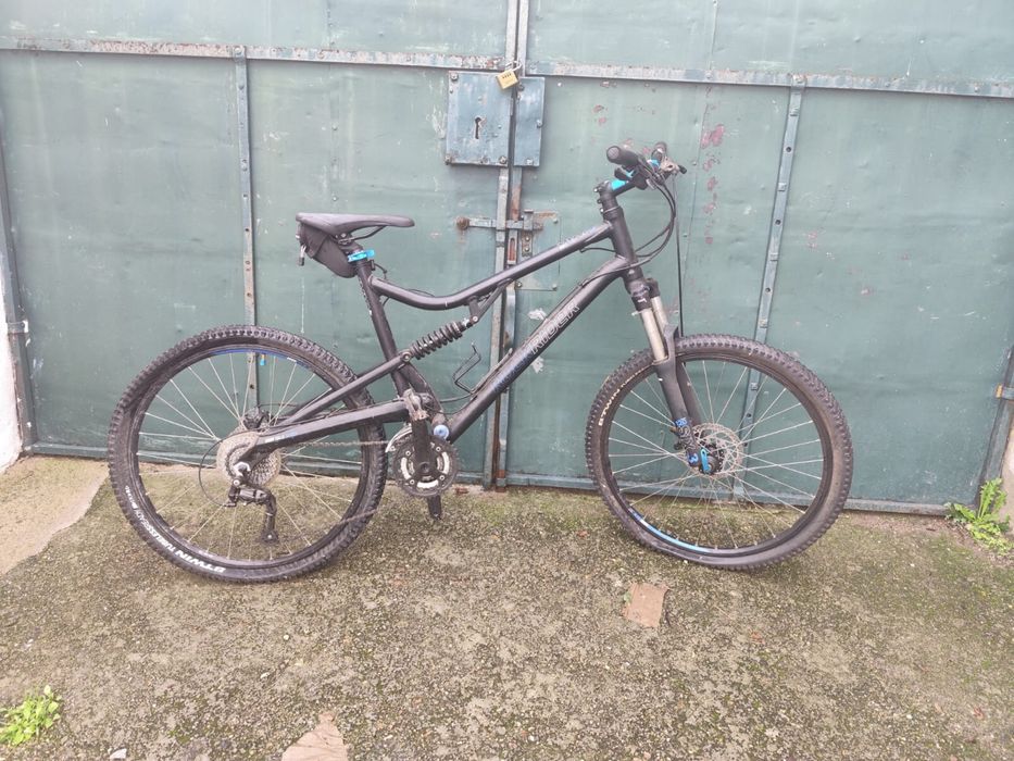 Bicicleta praticamente nova