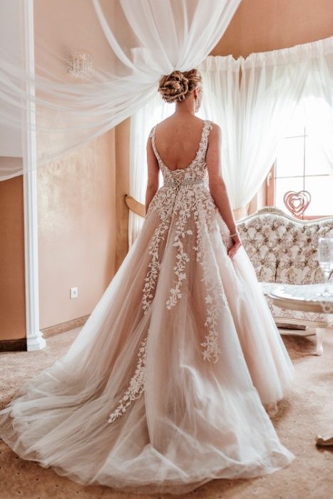 Piękna suknia ślubna Sherri Hill 11335