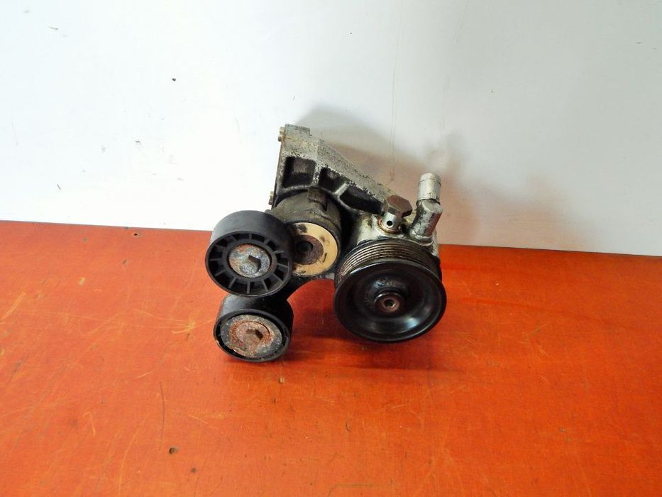 Pompa wspomagania wspornik łapa IVECO Daily IV 06-14 2.3 E4 Łuków części