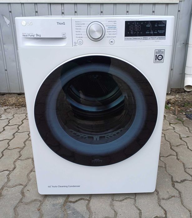 Сушильна машина 9 кг LG Dual Inverter ThinQ Heat Pump RC91V9AV4Q Korea