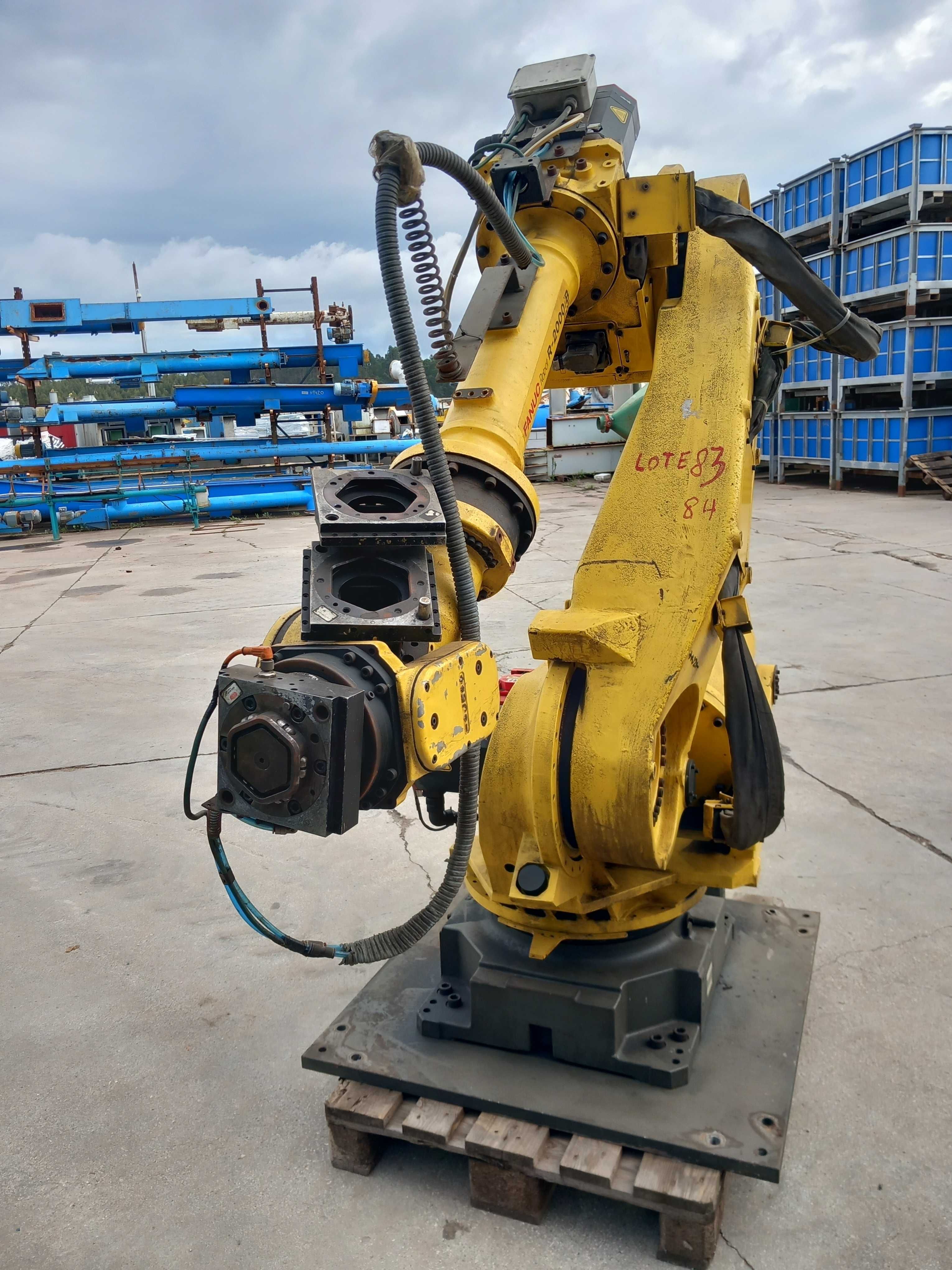 Robot de soldadura por resistência FANUC R-2000IB 210F