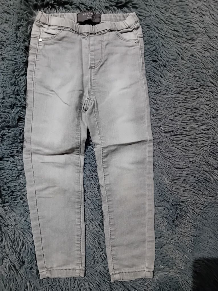 Fajne szare rurki, miękki jeans 104 H&M