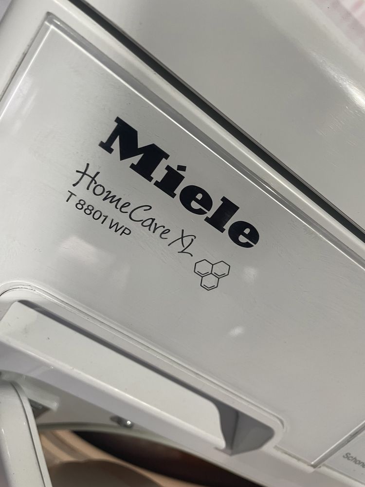 Сушильна машина Miele T8827WP (сушильная)