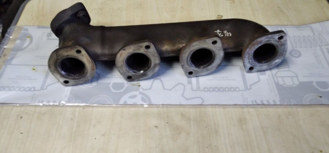 Mercedes-Benz A1131400009 Выпускной коллектор правый двигателя M113 V8