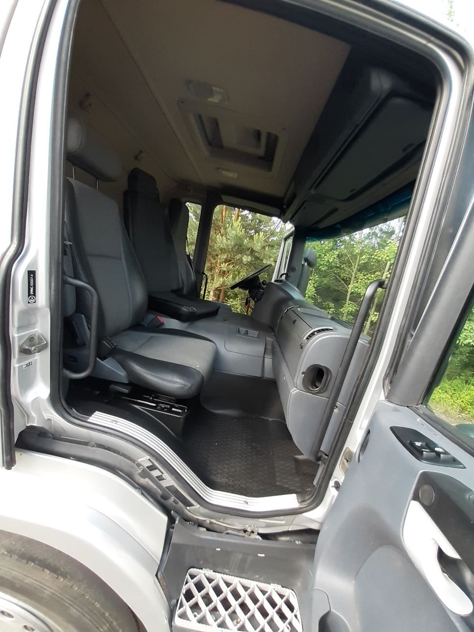 SCANIA P230 E5 klima waga wywrotka kiper DMC19