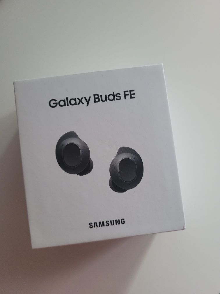 Galaxy buds FE novos e selados