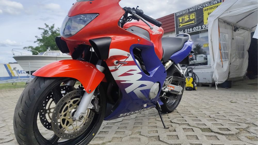 Honda CBR 600 F4