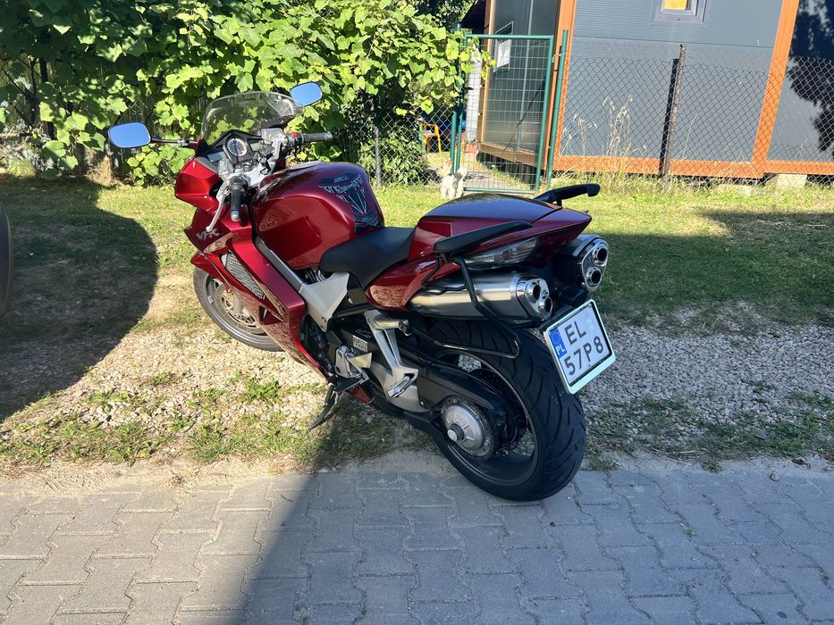 Honda VFR800 z ABS, po serwisie, nowe opony,49k przebieg