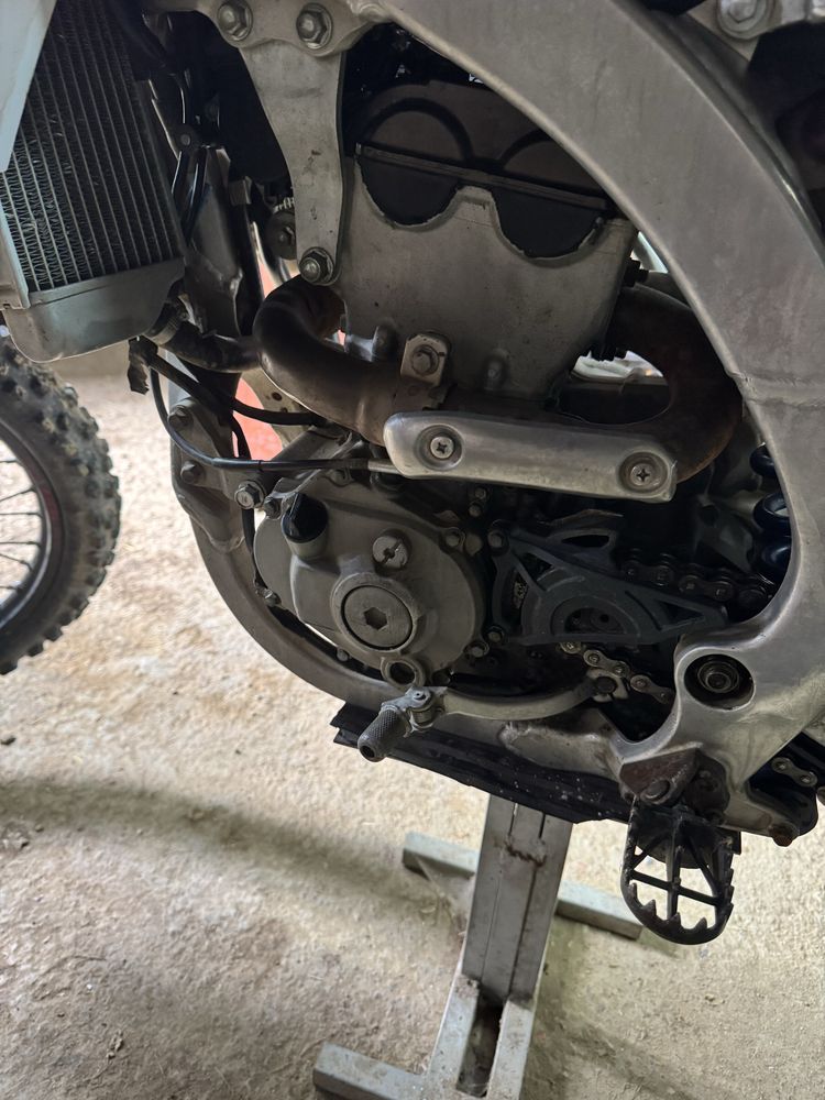 Vendo ou troco yz250f