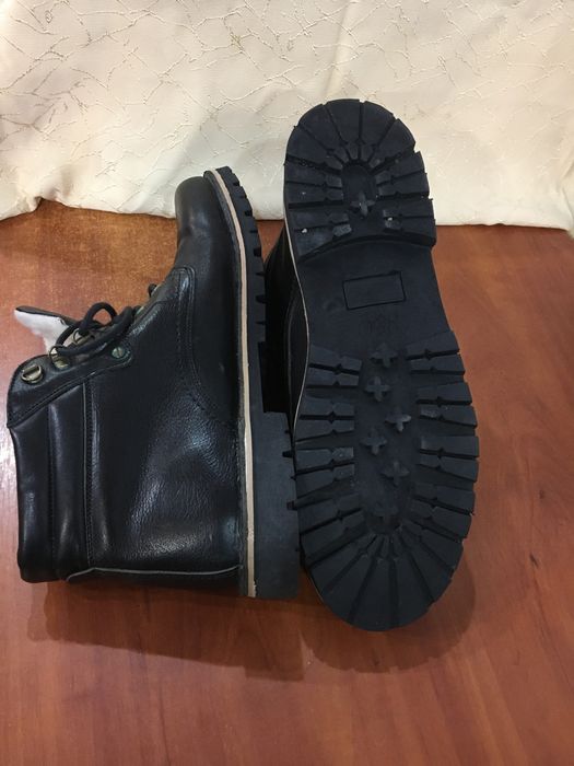 Чоловічі шкіряні,утеплені черевики 47р
