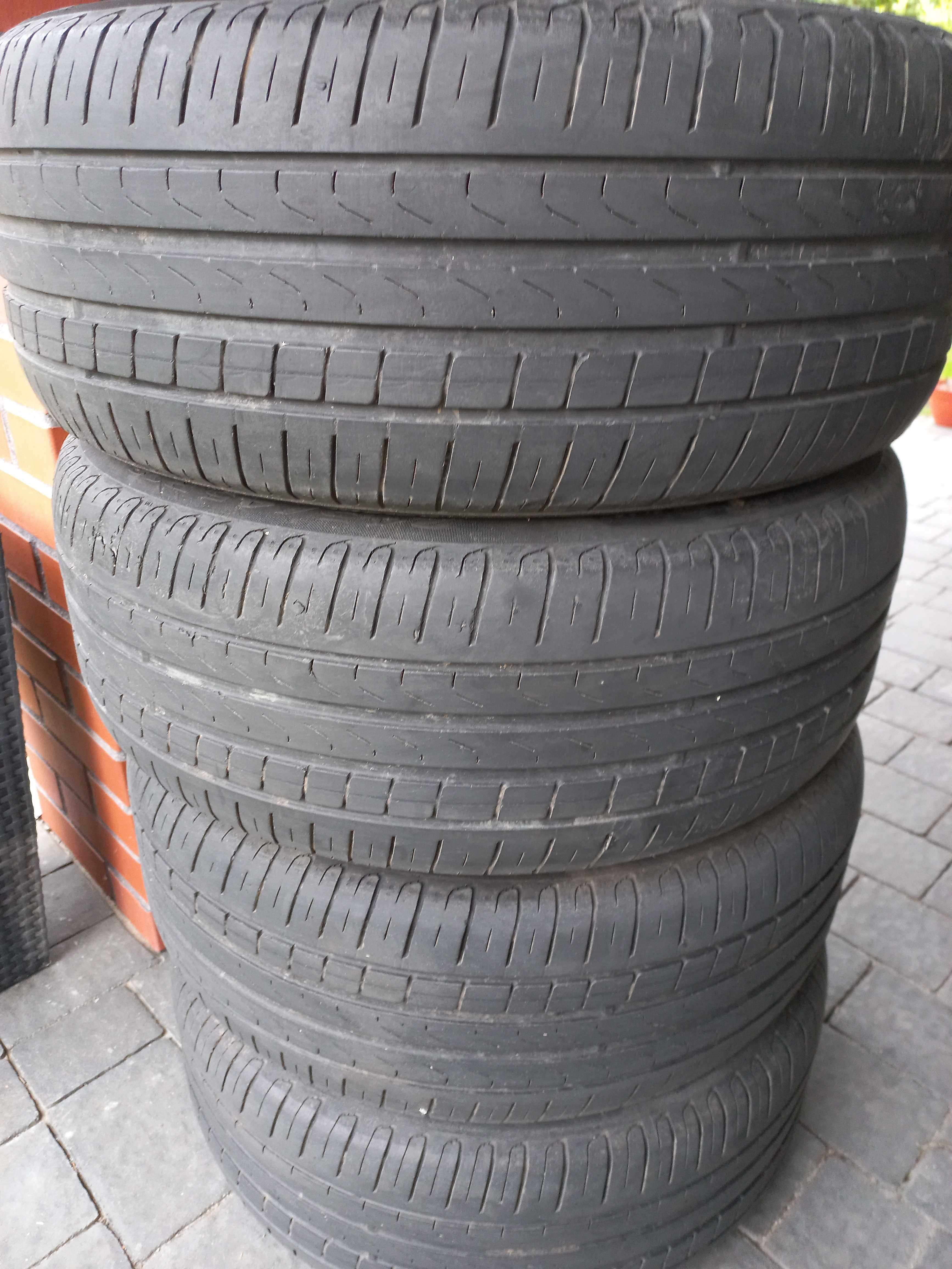 Opony pirelli Centurato p7 245/45/18