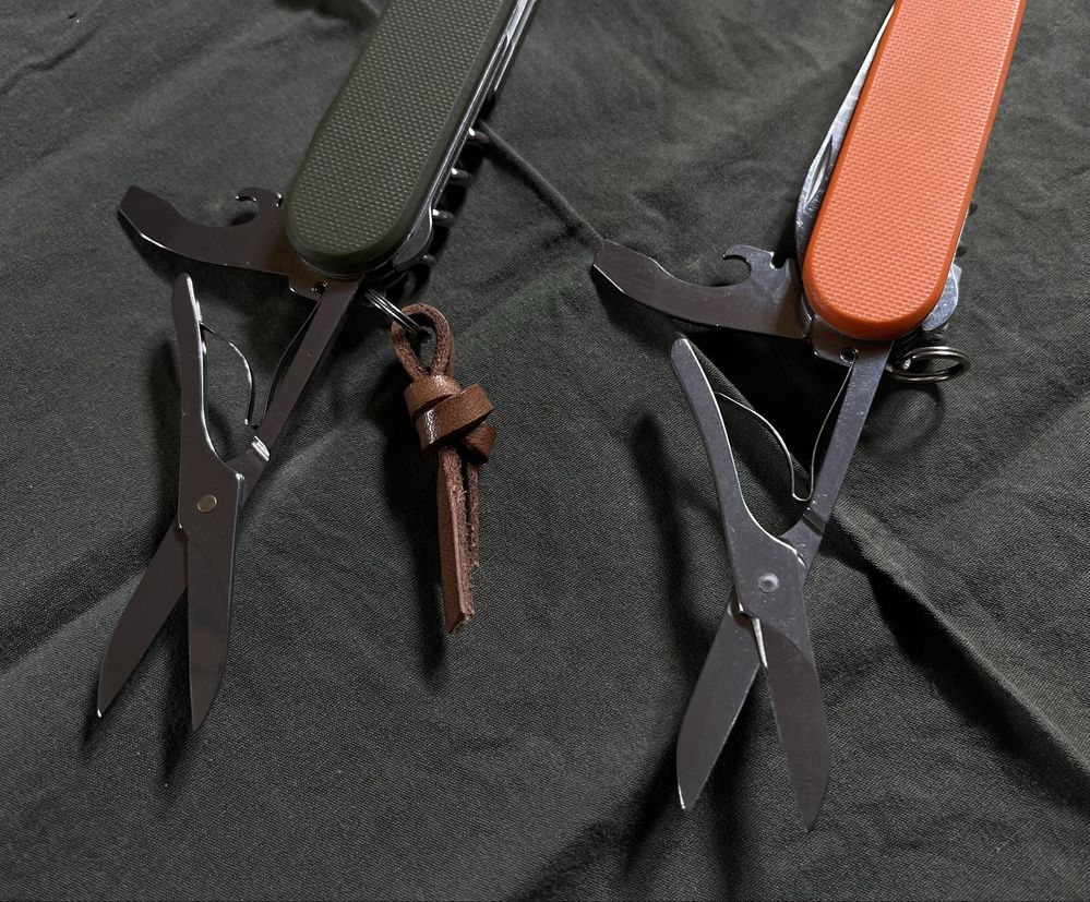 Victorinox Compact okladki G10 orange