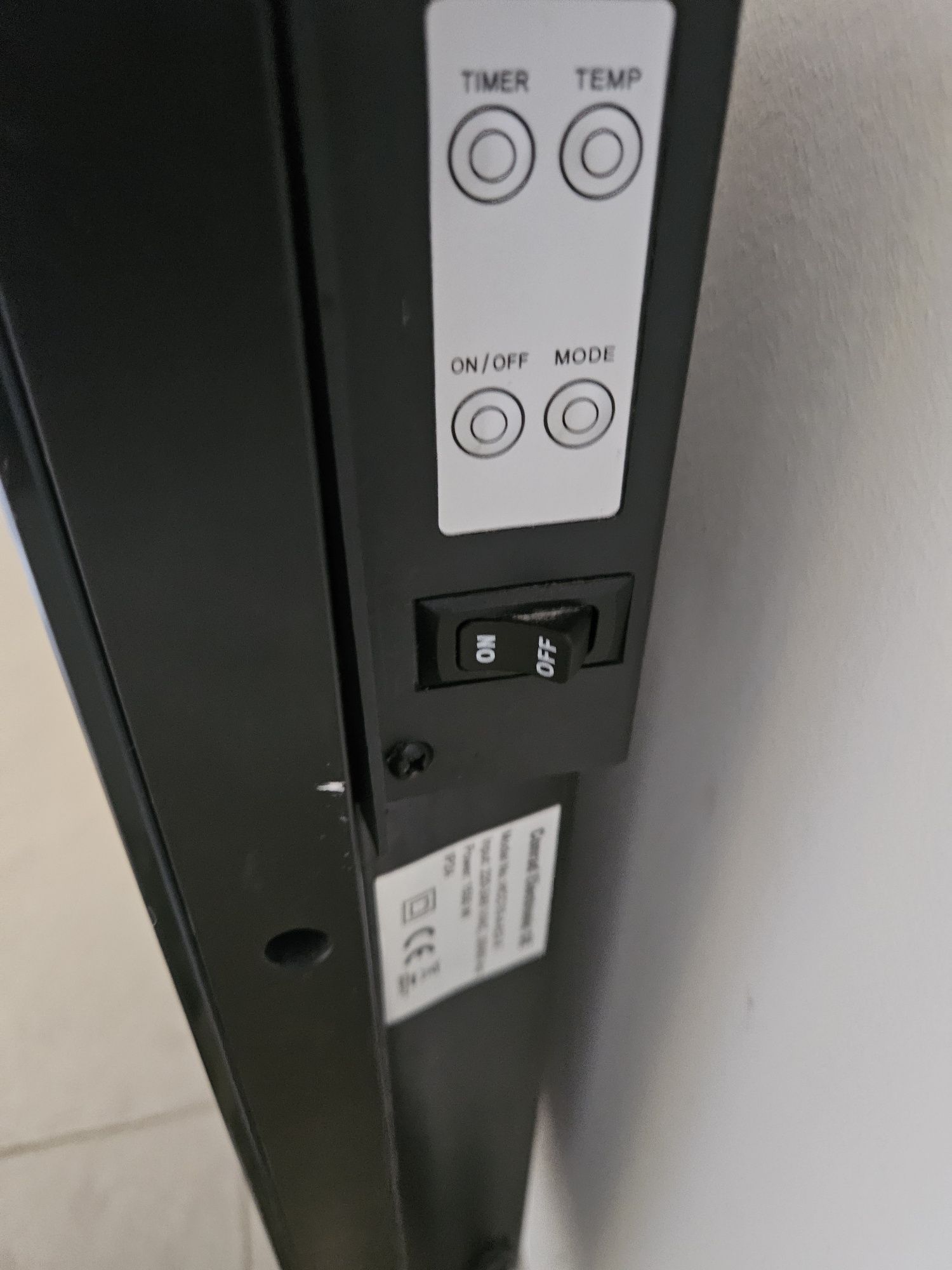 Grzejnik elektryczny na podczerwień i