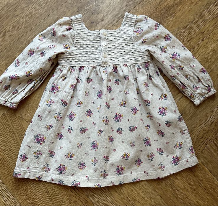 Платье Zara размер 104