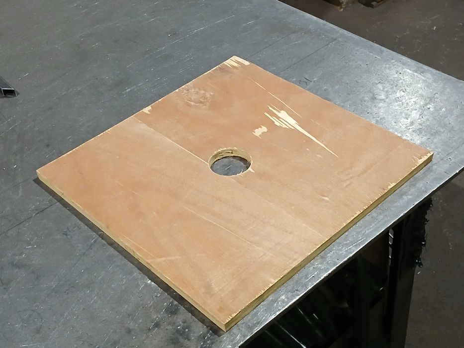 Фанера 503x503мм 19мм