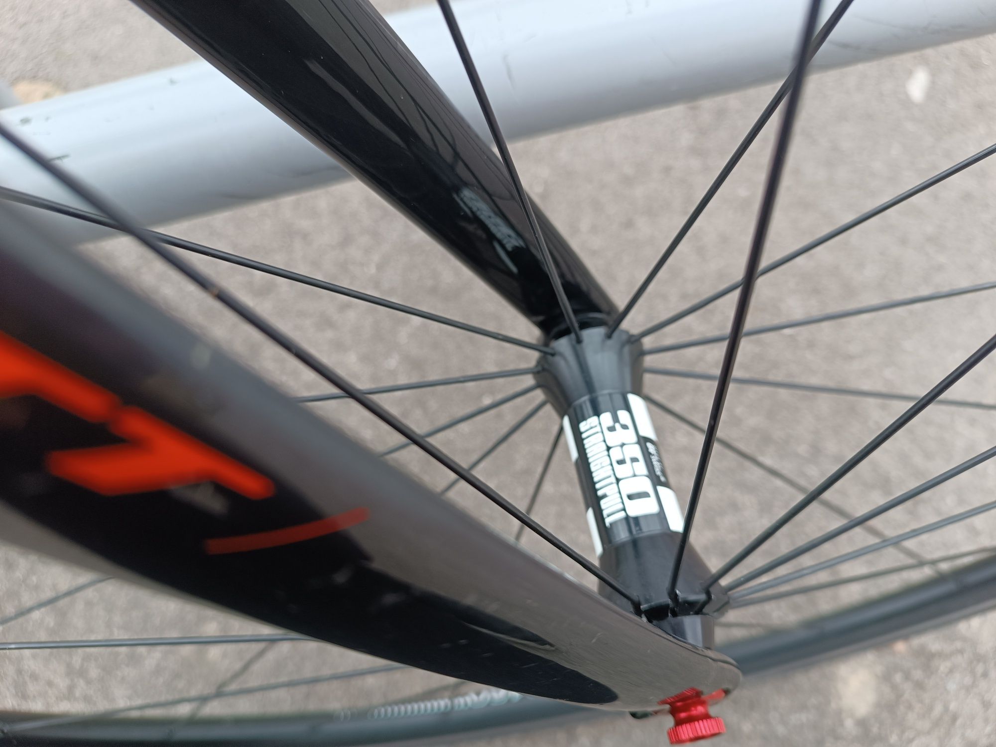 Rower szosowy Scott Addict RC 10 2018, pomiar mocy RONDE, DT Swiss 350
