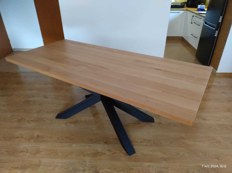 Stół drewniany, dębowy na wymiar, według projektu klienta