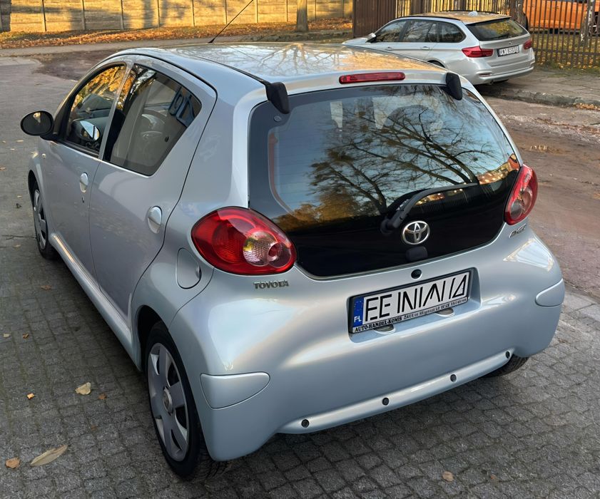 Toyota Aygo 1.0 Automat Klimatyzacja 5 drzwi Bezwypadkowy