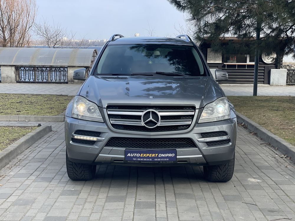 Mercedes-Benz GL 2011