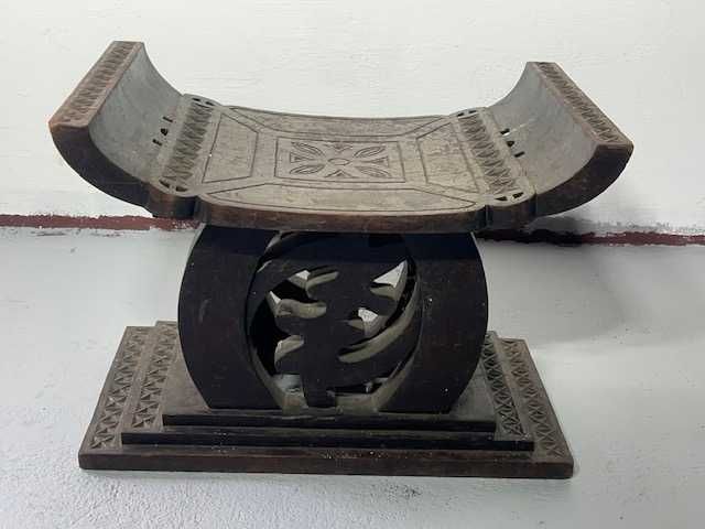 Taboret Tron ASHANTI