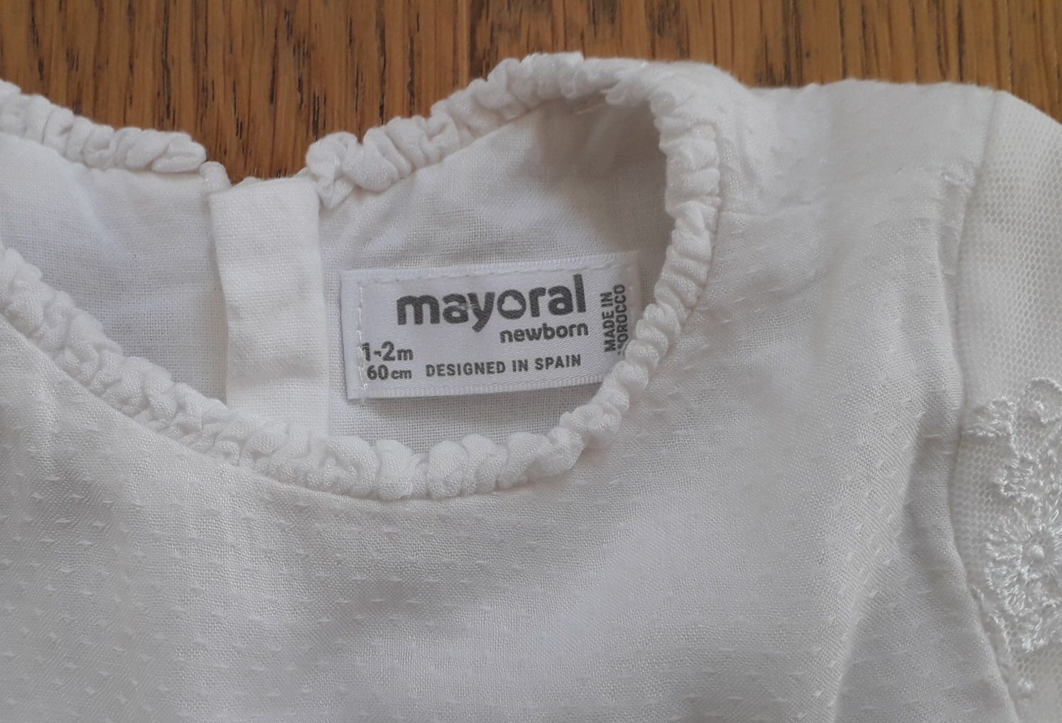 Sukienki do chrztu MAYORAL dla bliźniaczek , wcześniaków  r. 60