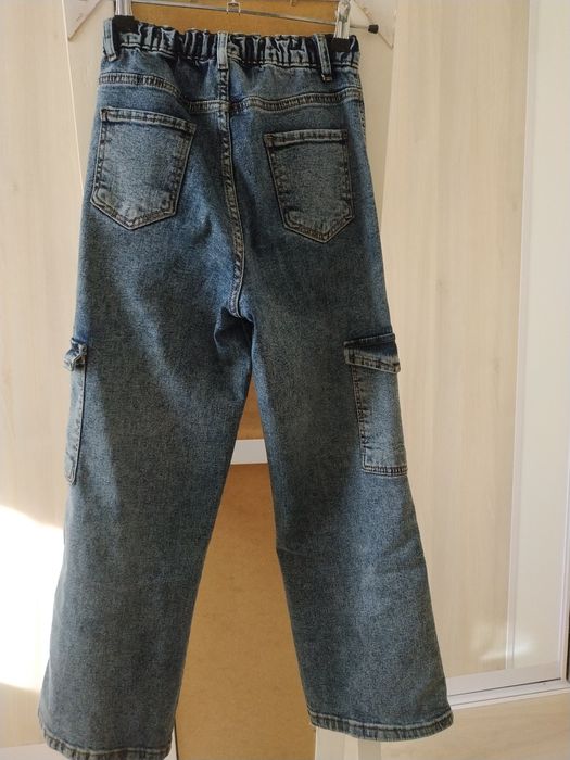 Джинси для дівчинки.Довжина виробу 90 см,довжина штанки 62 см,об'єм та