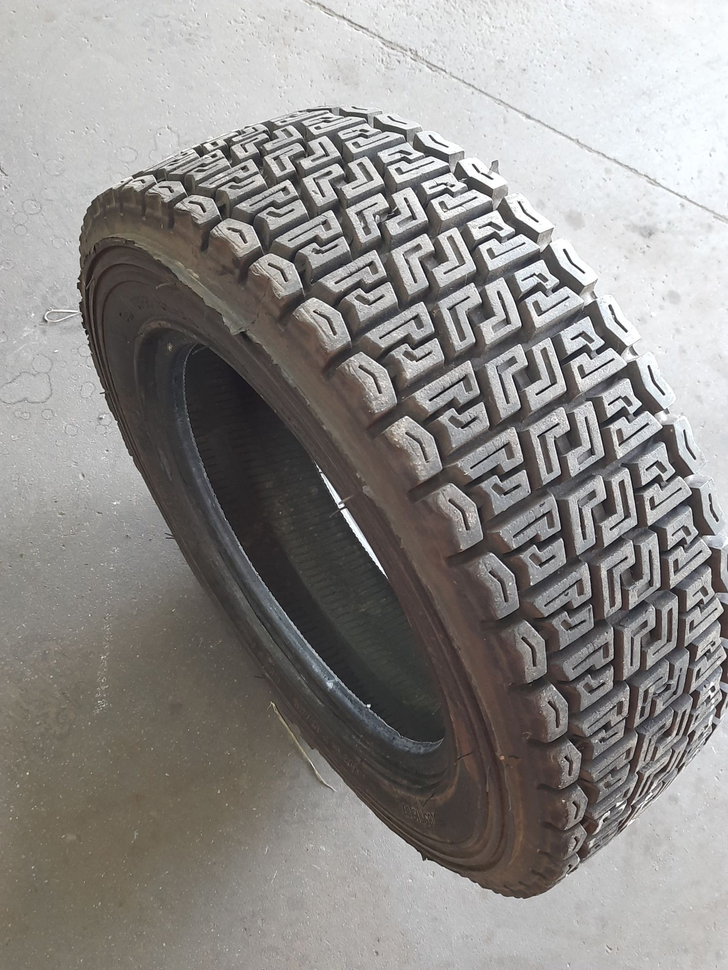 Opony 185/65R15 87Q Colway Plus 4