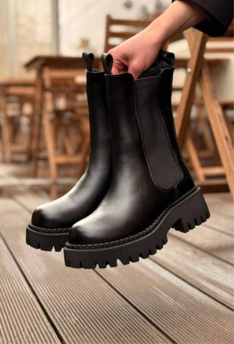 Неймовірні жіночі черевики