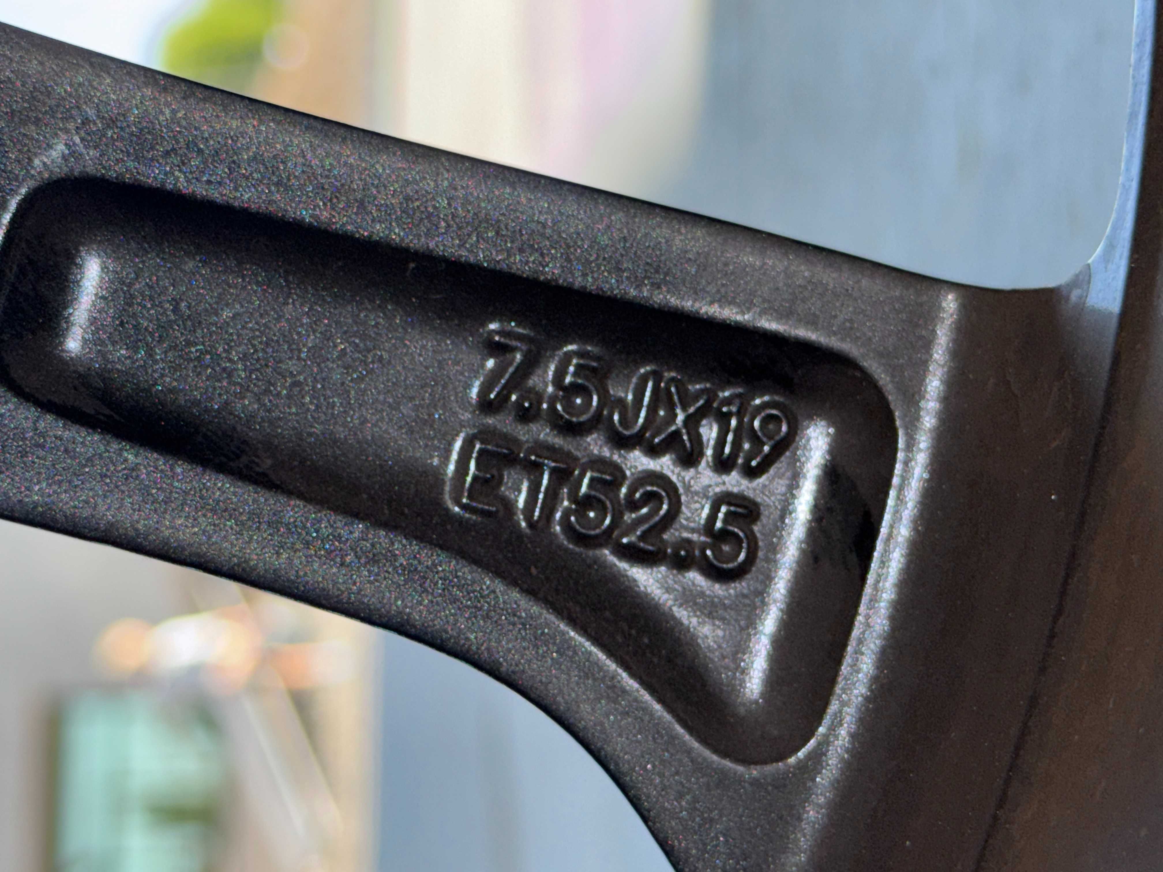 Felgi FORD TOURNEO TRANSIT CUSTOM 6x120 19'' 7,5J ET52,5