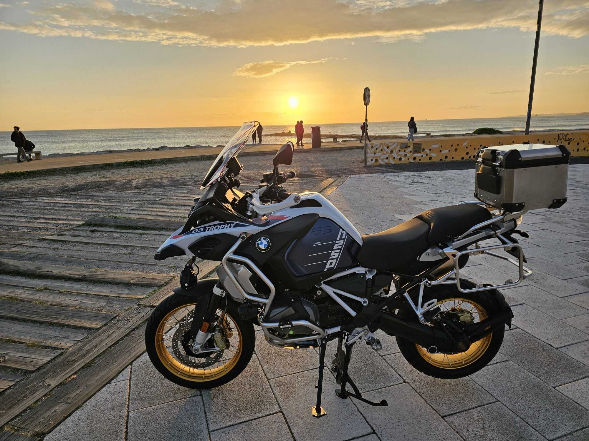 BMW R 1250 GSA TROPHY Garantia Fábrica BMW Agosto 2029