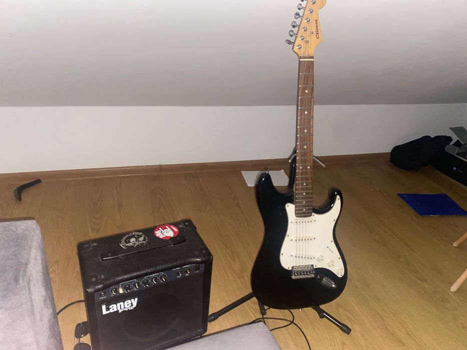 Sprzedam gitarę elektryczną