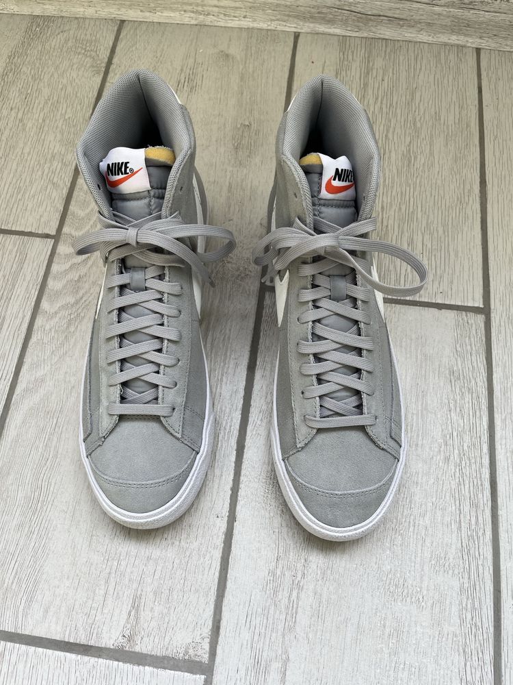 Nike blazer mid 77 light smoke grey