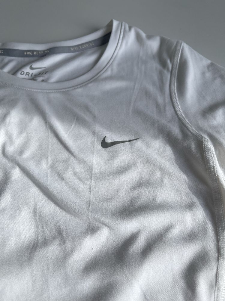 Nike M футболка