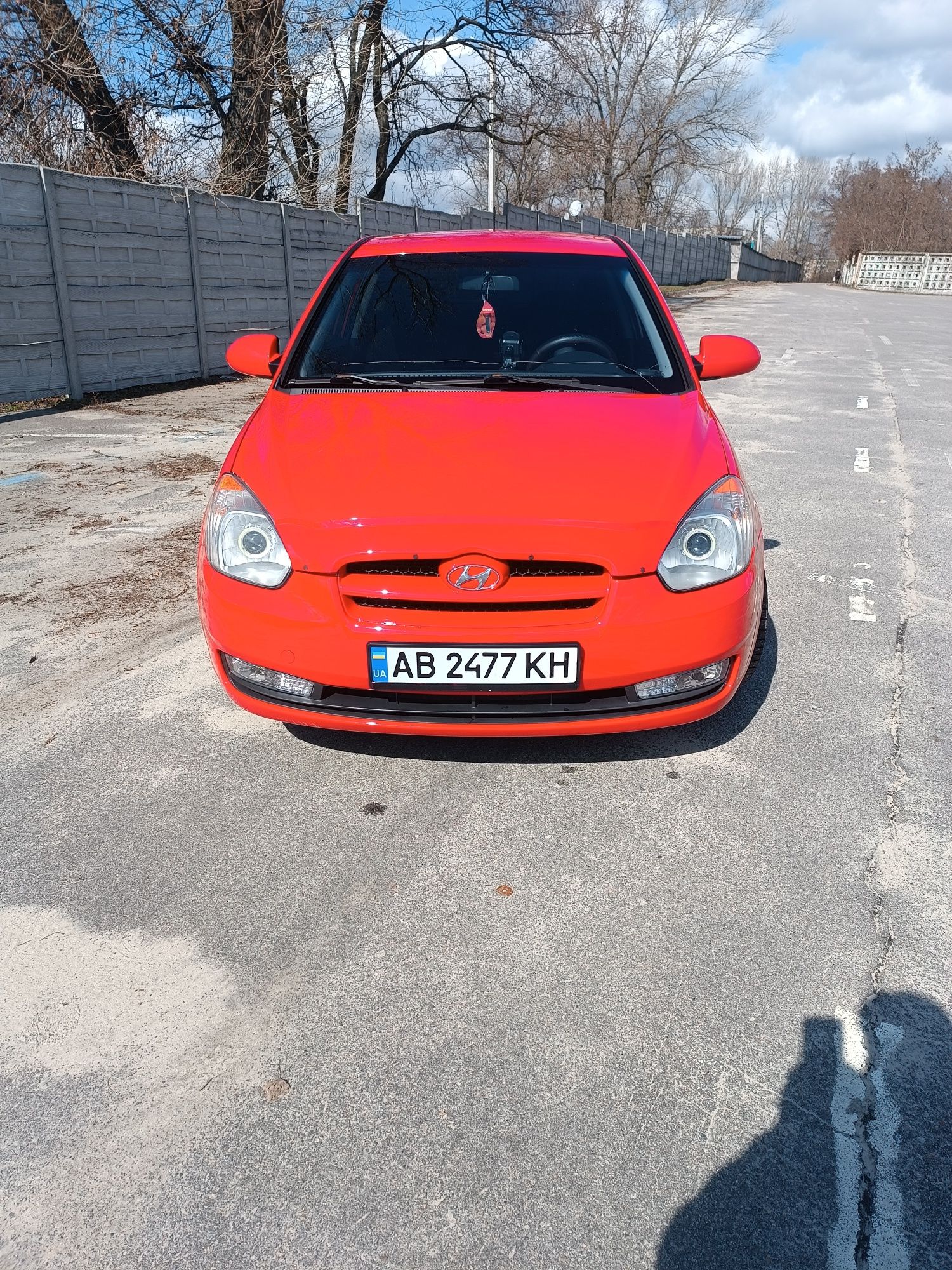 Продам hyundai accent на автомате