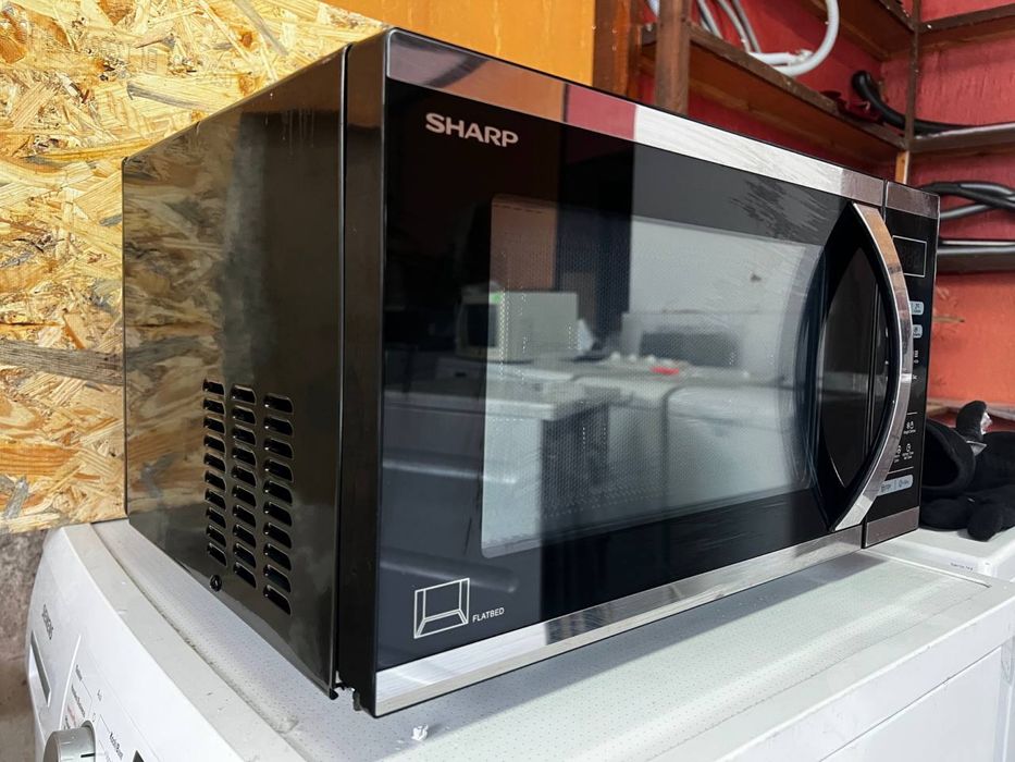Мікрохвильовка / Мікрохвильова піч / Sharp RAC252FI 900W