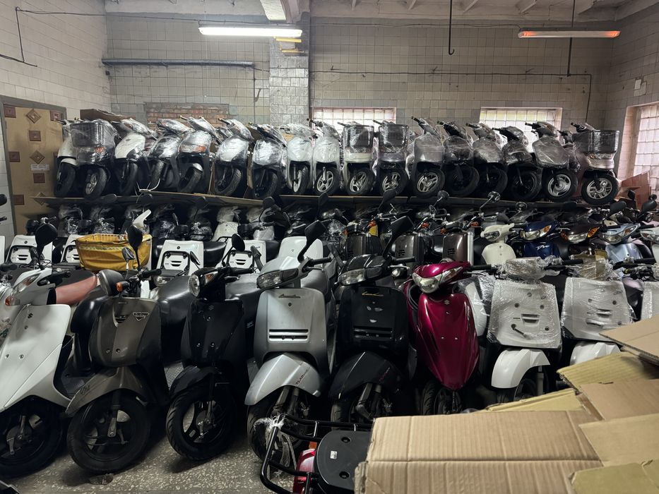 скутери японські