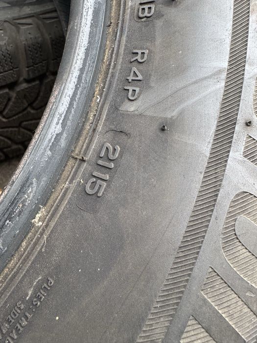 Резина r16 215/65 Bridgestone зима