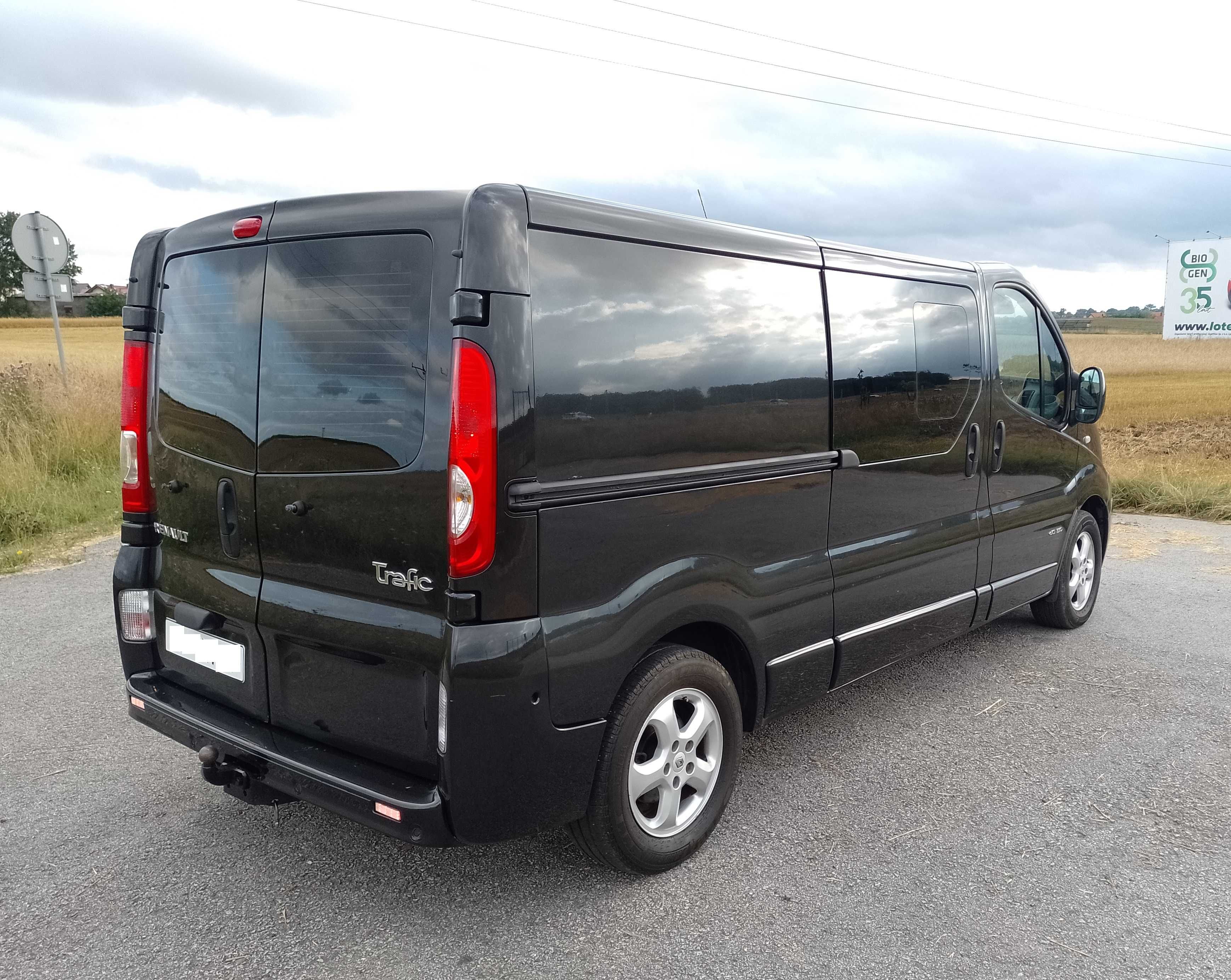 Renault Trafic Long L2H1 2.5 145KM TECHLINE 2xPrzesówneDrzwiKlima,Navi