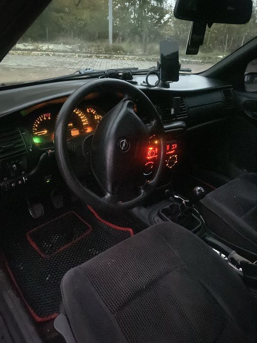 Продам Opel Vektra B 1997 1.6 16V