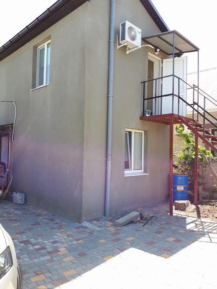 Продам 2 дома +участок 25 соток