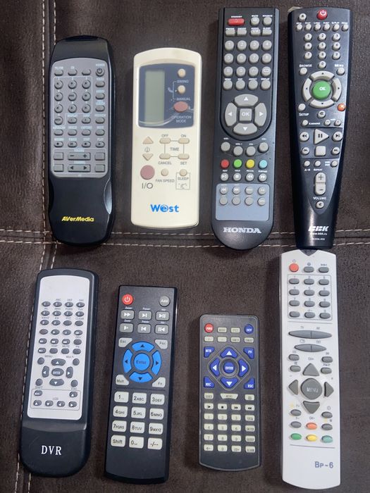 Пульт на двд, кондиционер, тв