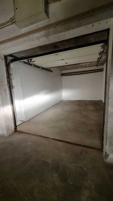 Garagem para arrendamento