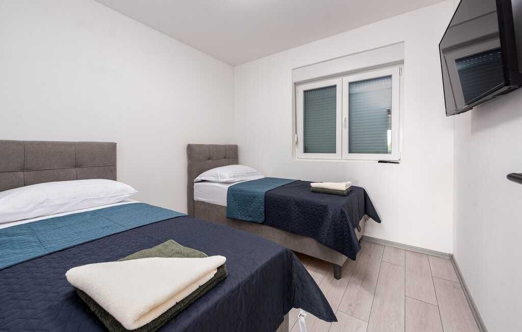 Wakacje, Chorwacja, wyspa Vir, apartament dla 6 osób