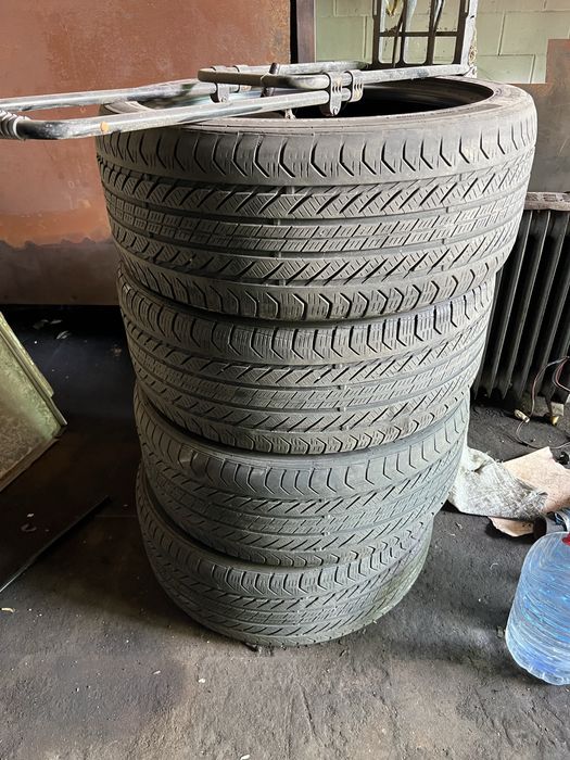 Резина continental ранфлет 245 40 19  3 колеса