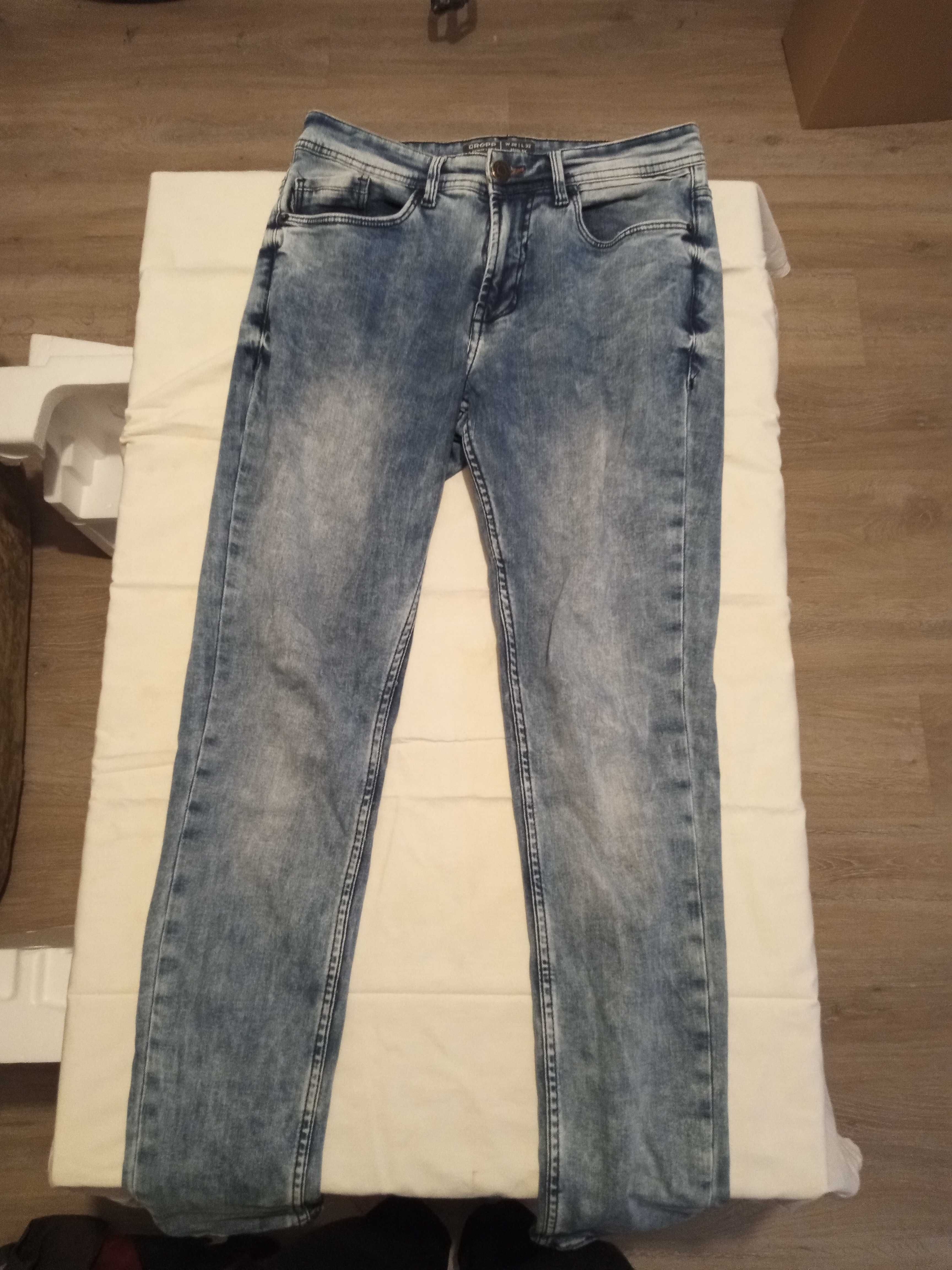 Spodnie jeansowe CROPP W28 L32 Slim Fit