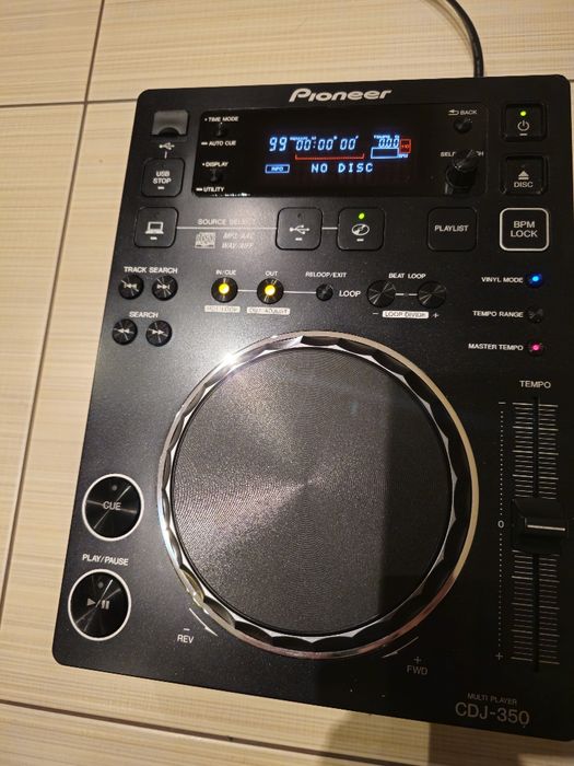 Pioneer CDJ 350 mało używany