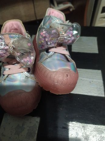 Ботинки для девочки