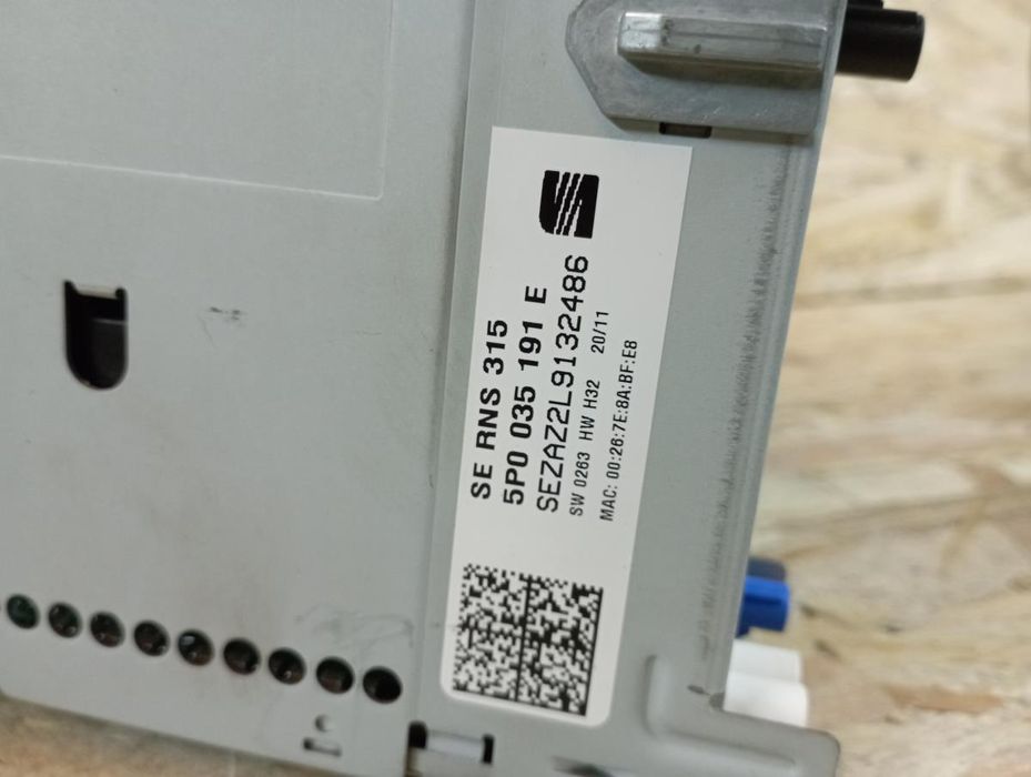 Rádio / auto-rádio SEAT Alhambra (710, 711)