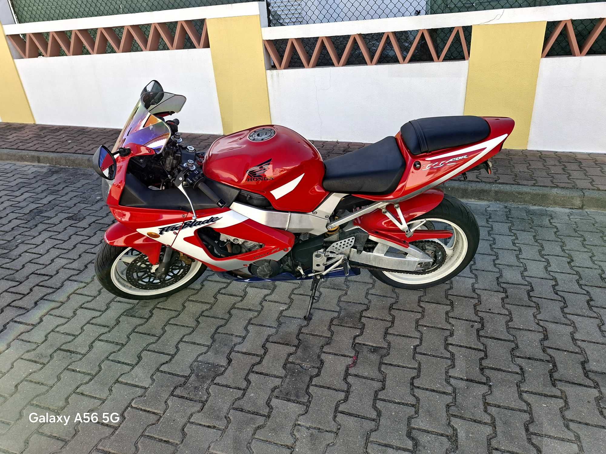 Segue para venda Honda Cbr 929rr